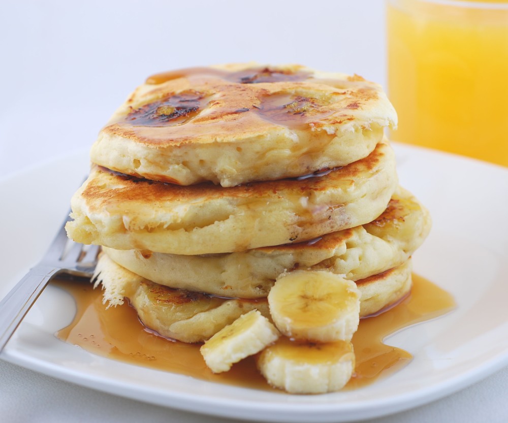 banana-sour-cream-pancakes